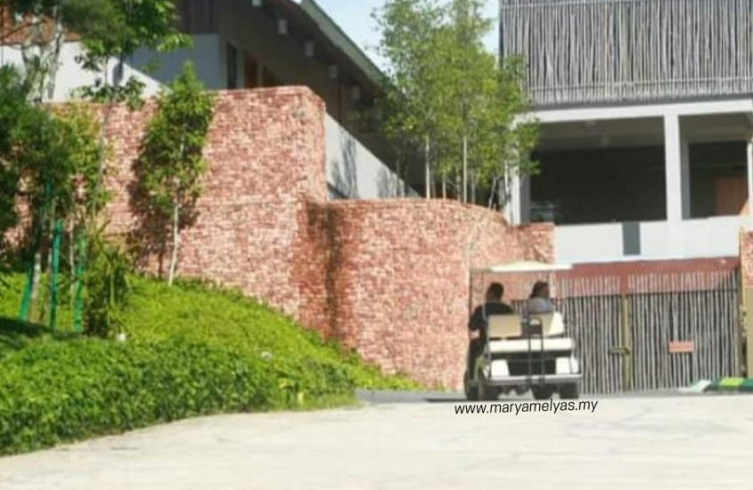 Berat Mata Memandang, Berat Lagi Buggy Naik Bukit