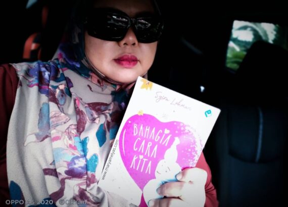 Bahagia Cara Kita Syira Lokman